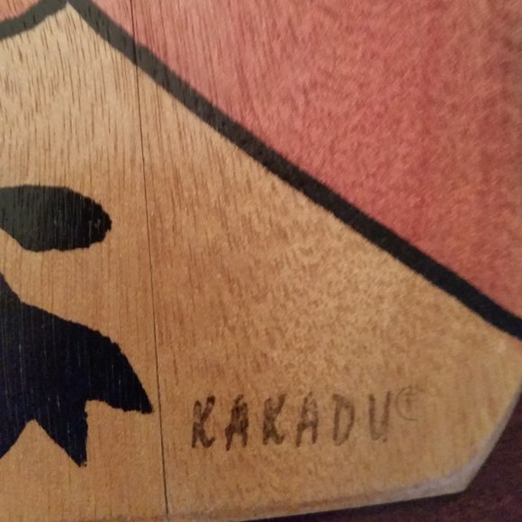 Kakadu handpainted wooden table runner - Picture 4 of 5